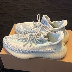 Boost 350, color Lt Blue